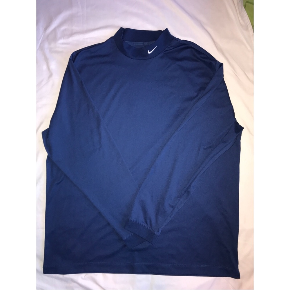 Men’s long sleeve golf shirt
